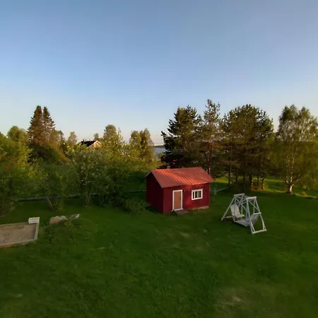 In A Big Wooden Home, Muonio