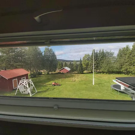 Homestay In A Big Wooden Home,