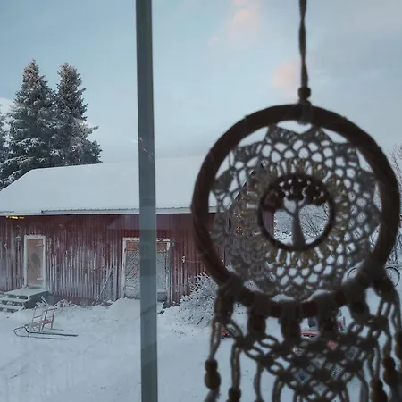 Kotimajoitukset In A Big Wooden Home, *