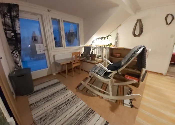 Accommodatie bij particulieren In A Big Wooden Home, *